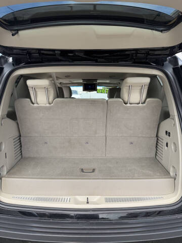 2017 Cadillac Escalade Luxury