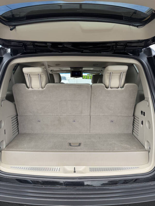 2017 Cadillac Escalade Luxury