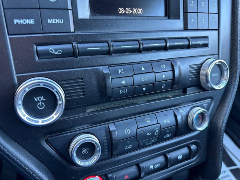 2016 Ford Mustang V6