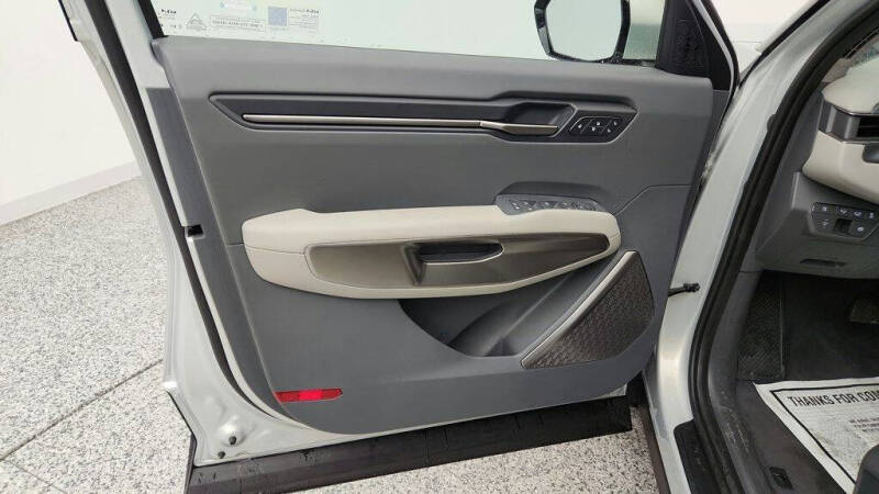 2026 Kia EV9 Wind