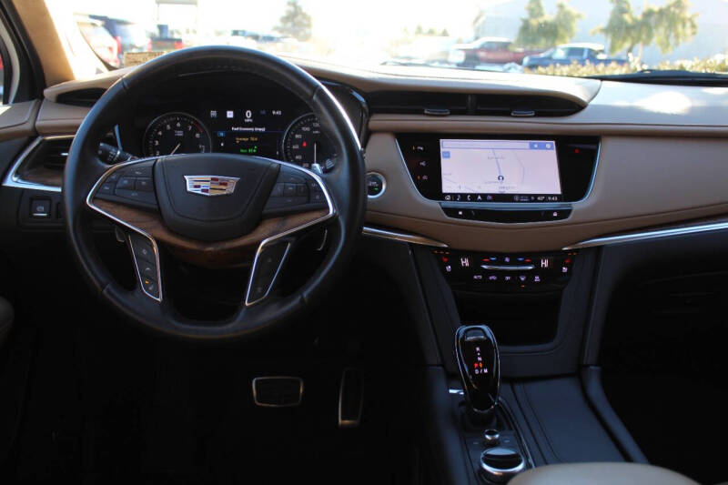 2023 Cadillac XT5 Sport