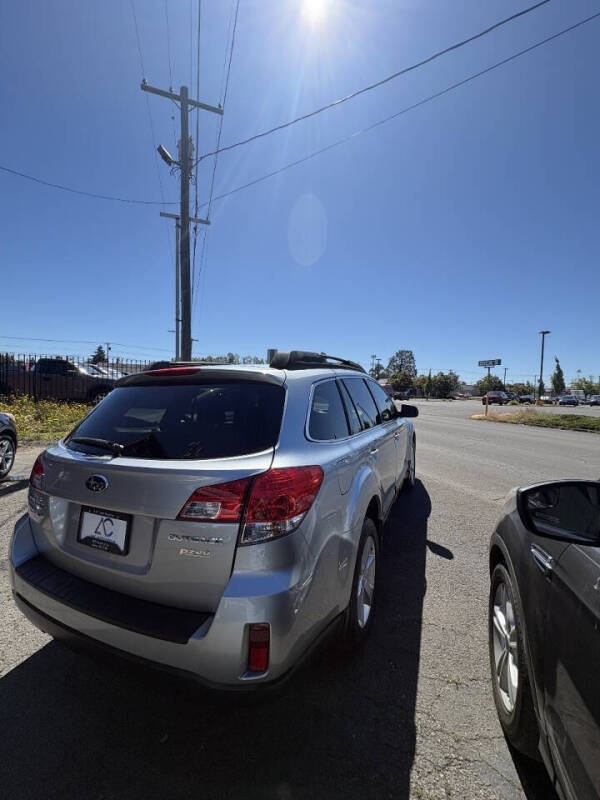 2013 Subaru Outback 2.5i Premium