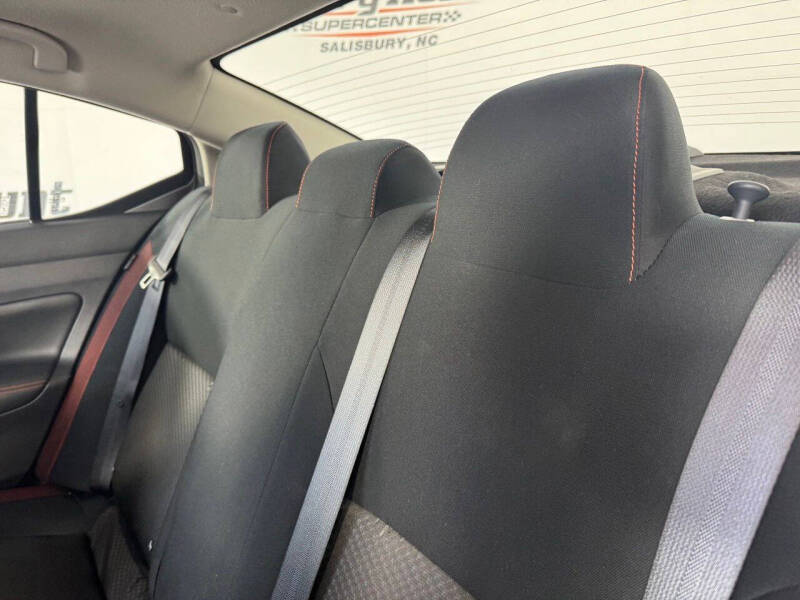 2025 Nissan Versa SR