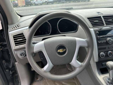 2011 Chevrolet Traverse LS