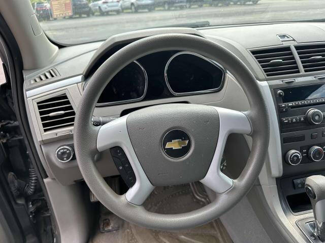 2011 Chevrolet Traverse LS