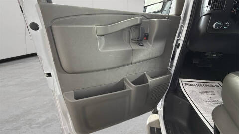 2024 Chevrolet Express 2500
