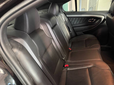 2015 Ford Taurus SEL