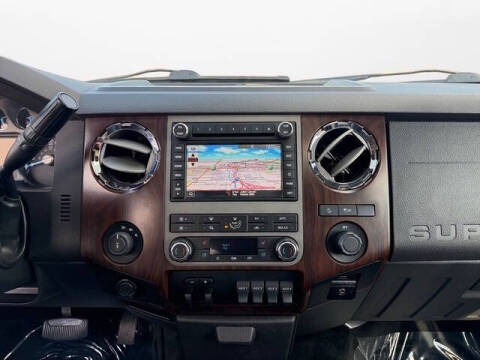 2011 Ford F-350 Super Duty Lariat