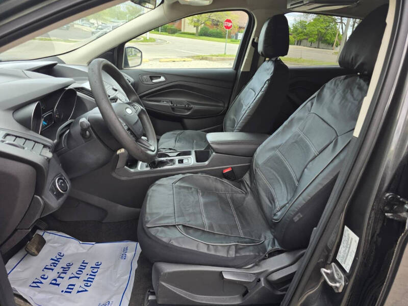 2017 Ford Escape S