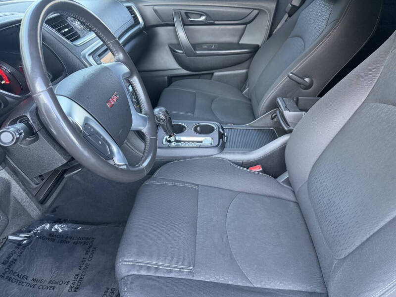 2015 GMC Acadia SLE-2