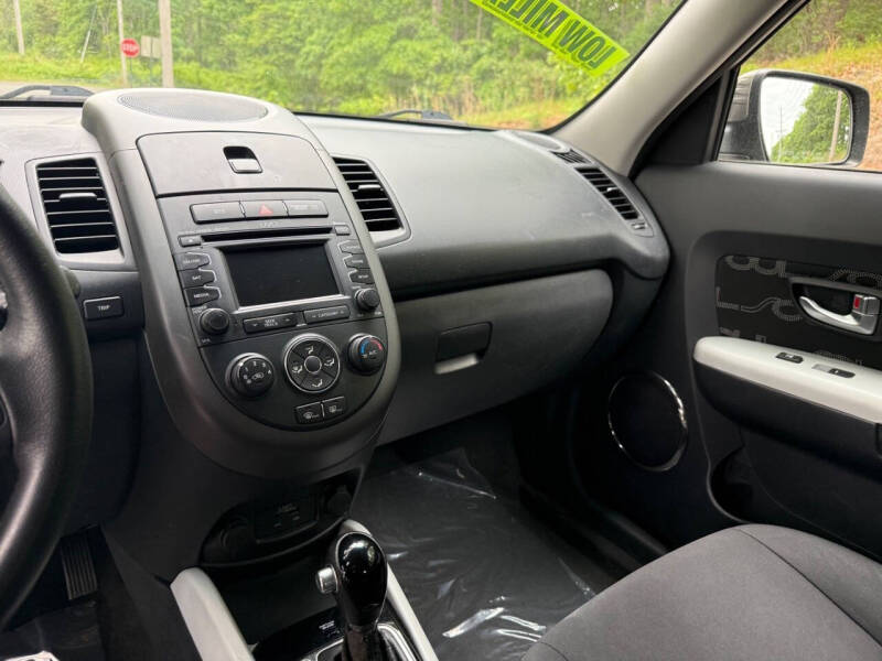 2012 Kia Soul +