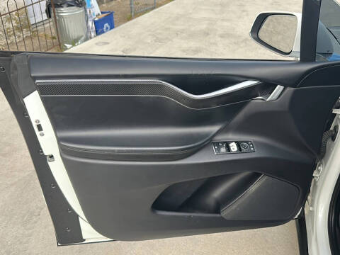 2016 Tesla Model X 75D