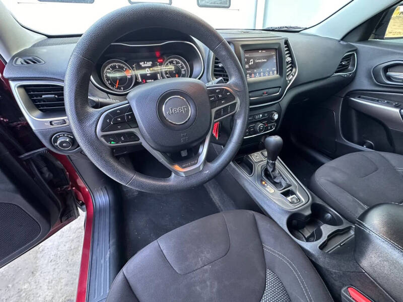 2019 Jeep Cherokee Latitude