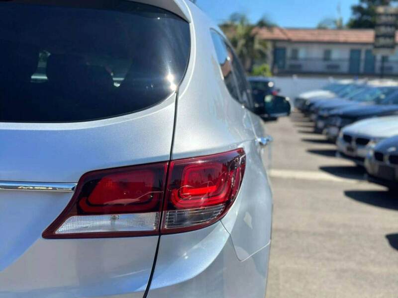 2017 Hyundai Santa Fe SE