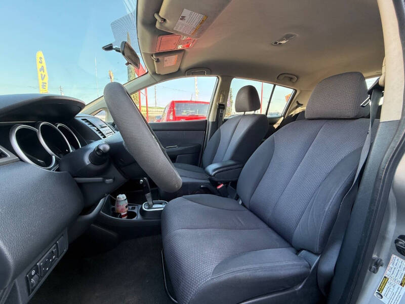 2009 Nissan Versa 1.8 SL