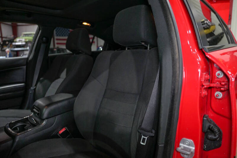 2014 Dodge Charger SXT