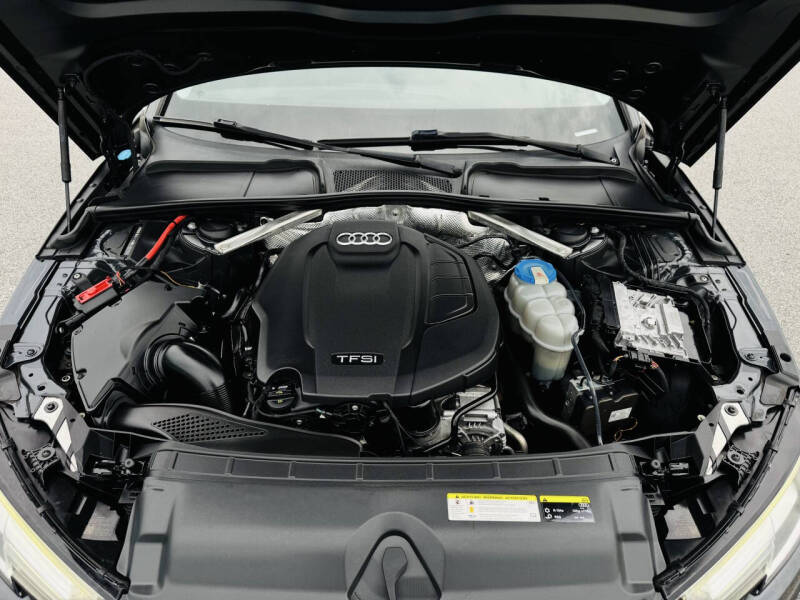 2017 Audi A4 2.0T quattro Premium Plus
