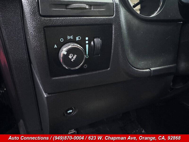 2013 Dodge Challenger SXT
