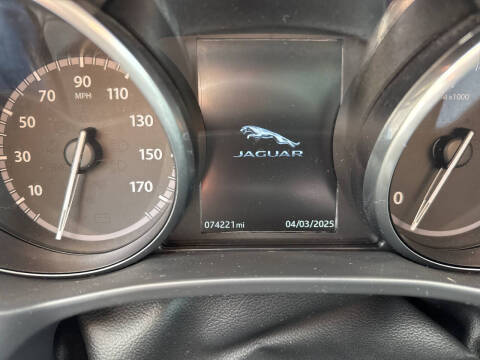 2017 Jaguar F-PACE 35t R-Sport