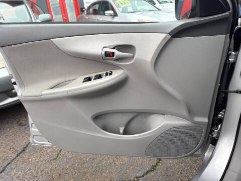 2009 Toyota Corolla LE