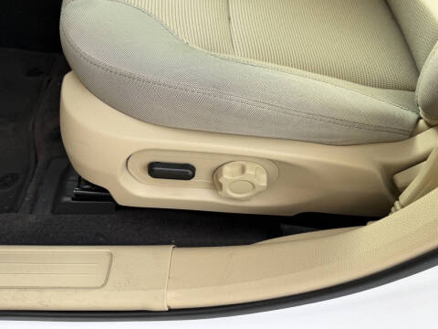 2018 Ford Taurus SEL