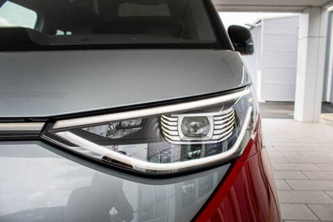 2025 Volkswagen ID. Buzz Pro S Plus