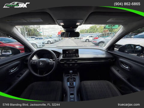 2025 Honda HR-V LX