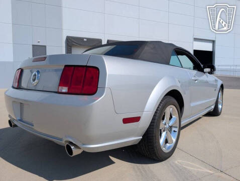 2005 Ford Mustang