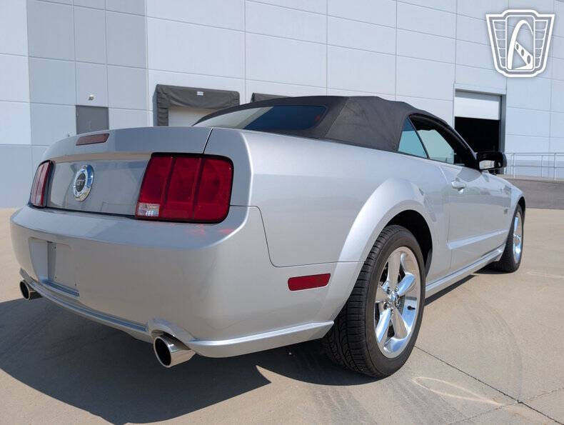 2005 Ford Mustang