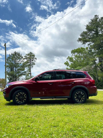 2020 Nissan Pathfinder SL