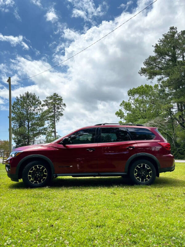 2020 Nissan Pathfinder SL