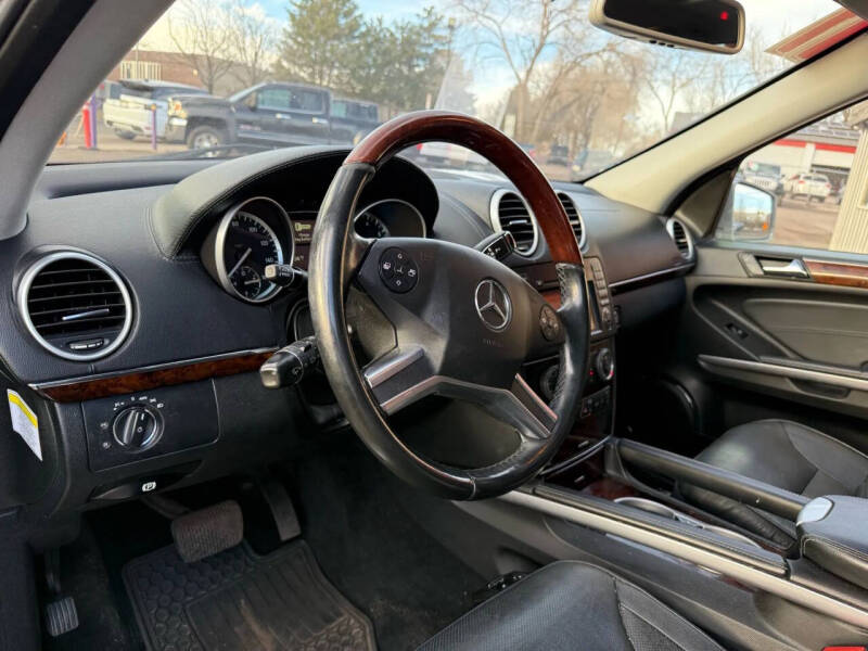 2011 Mercedes-Benz GL-Class GL 550 4MATIC