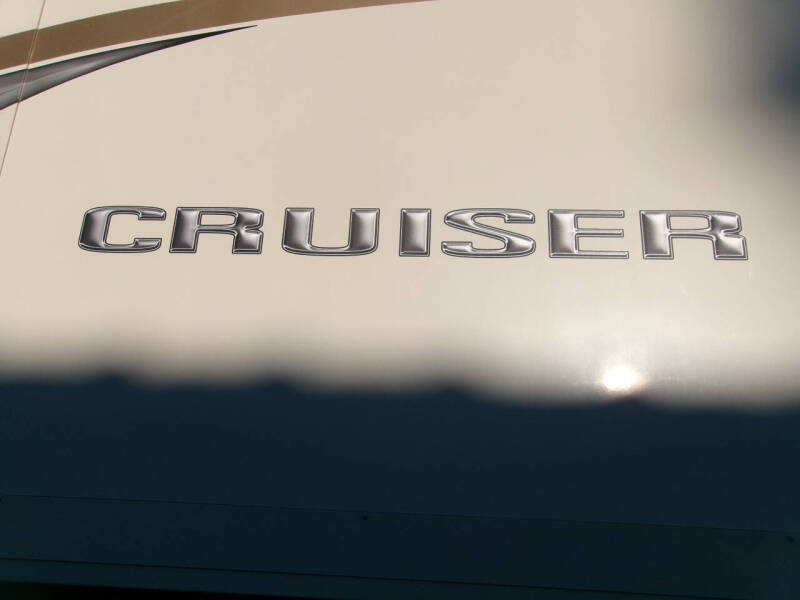 2015 Crossroads RV Cruiser 305RS