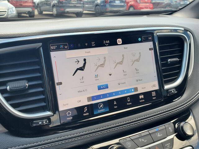 2024 Chrysler Pacifica Limited