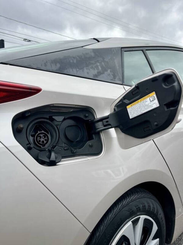 2017 Toyota Prius Prime Plus