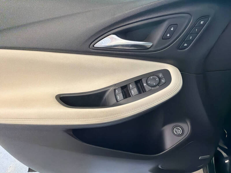 2024 Buick Encore GX Avenir