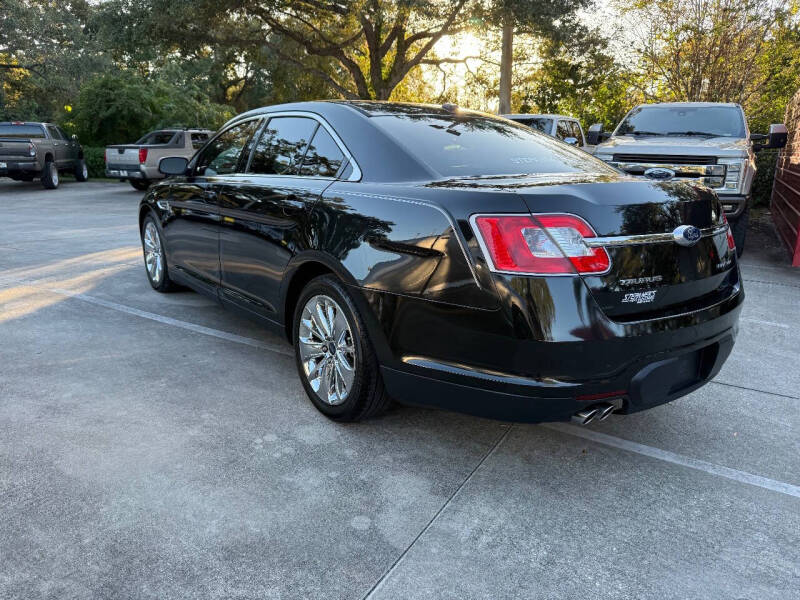 2011 Ford Taurus Limited