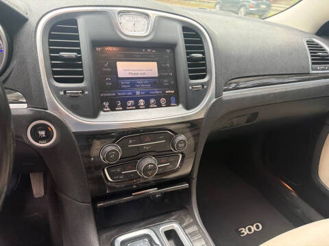2015 Chrysler 300 Limited
