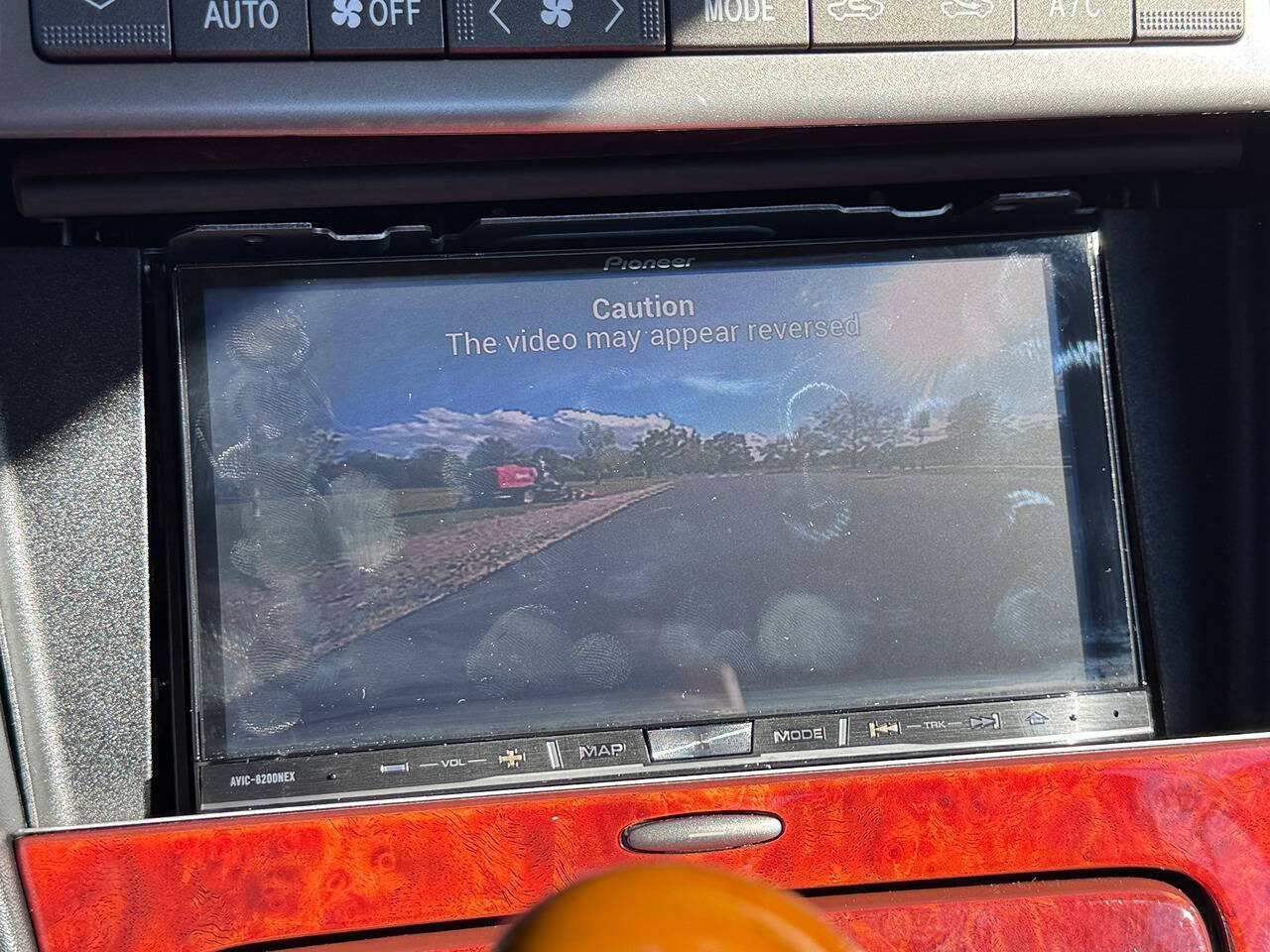 2004 Lexus SC 430 11