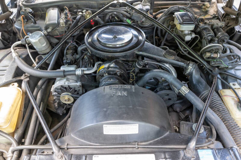 1985 Cadillac Fleetwood Brougham