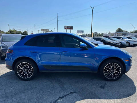 2017 Porsche Macan