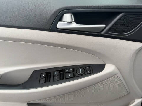 2021 Hyundai Tucson SE