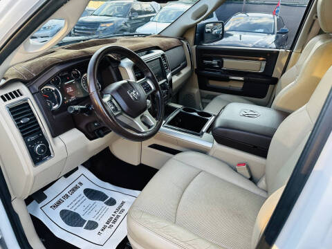 2014 RAM 1500 Laramie