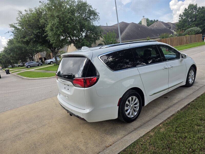 2019 Chrysler Pacifica Touring L
