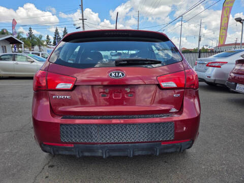 2011 Kia Forte5 EX