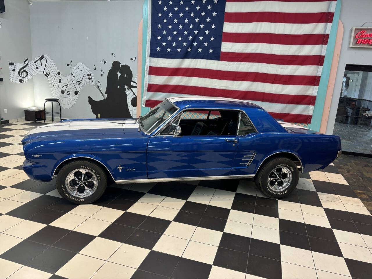 1966 Ford Mustang 5