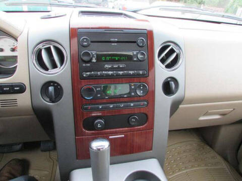 2005 Ford F-150 Lariat