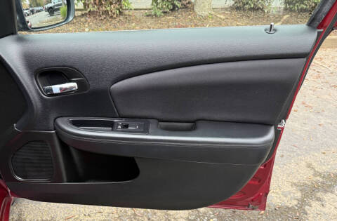 2013 Chrysler 200 LX