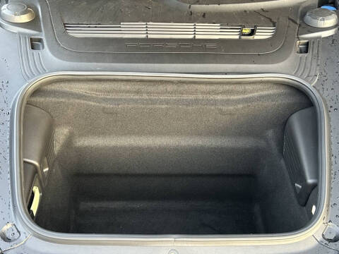 2017 Porsche 911 Carrera 4S