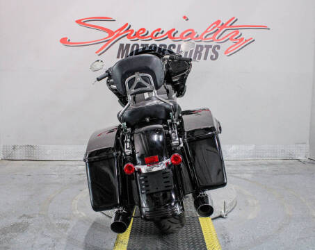 2017 Harley-Davidson Road Glide Special